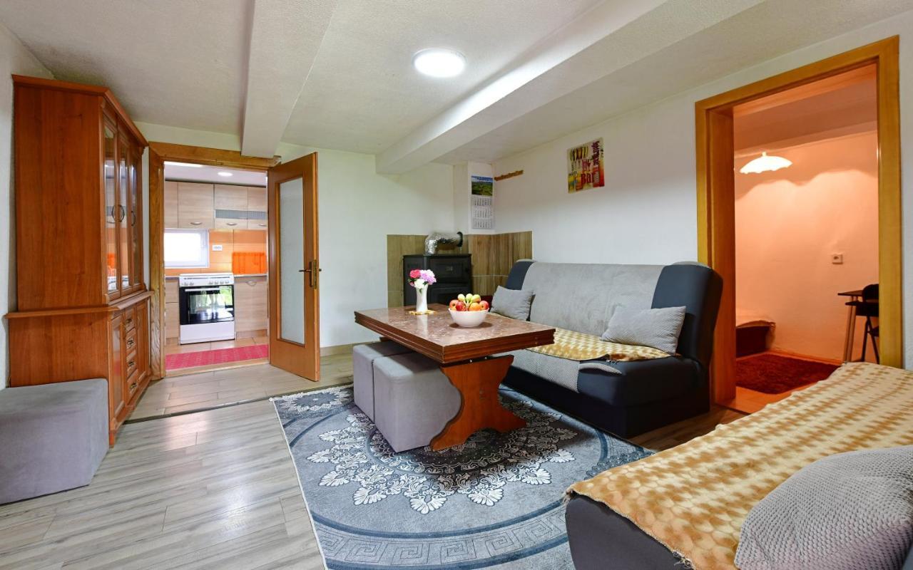 House Luna Раковица Экстерьер фото