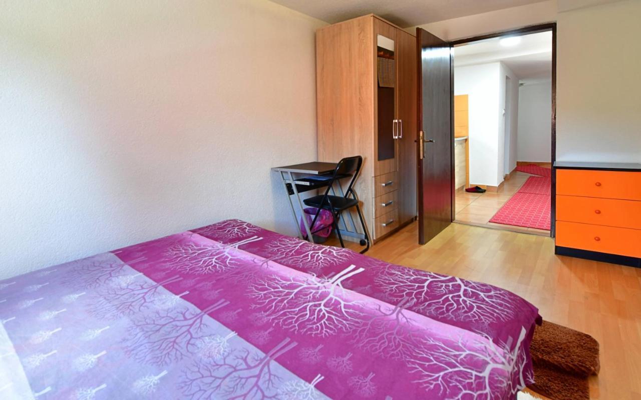 House Luna Раковица Экстерьер фото